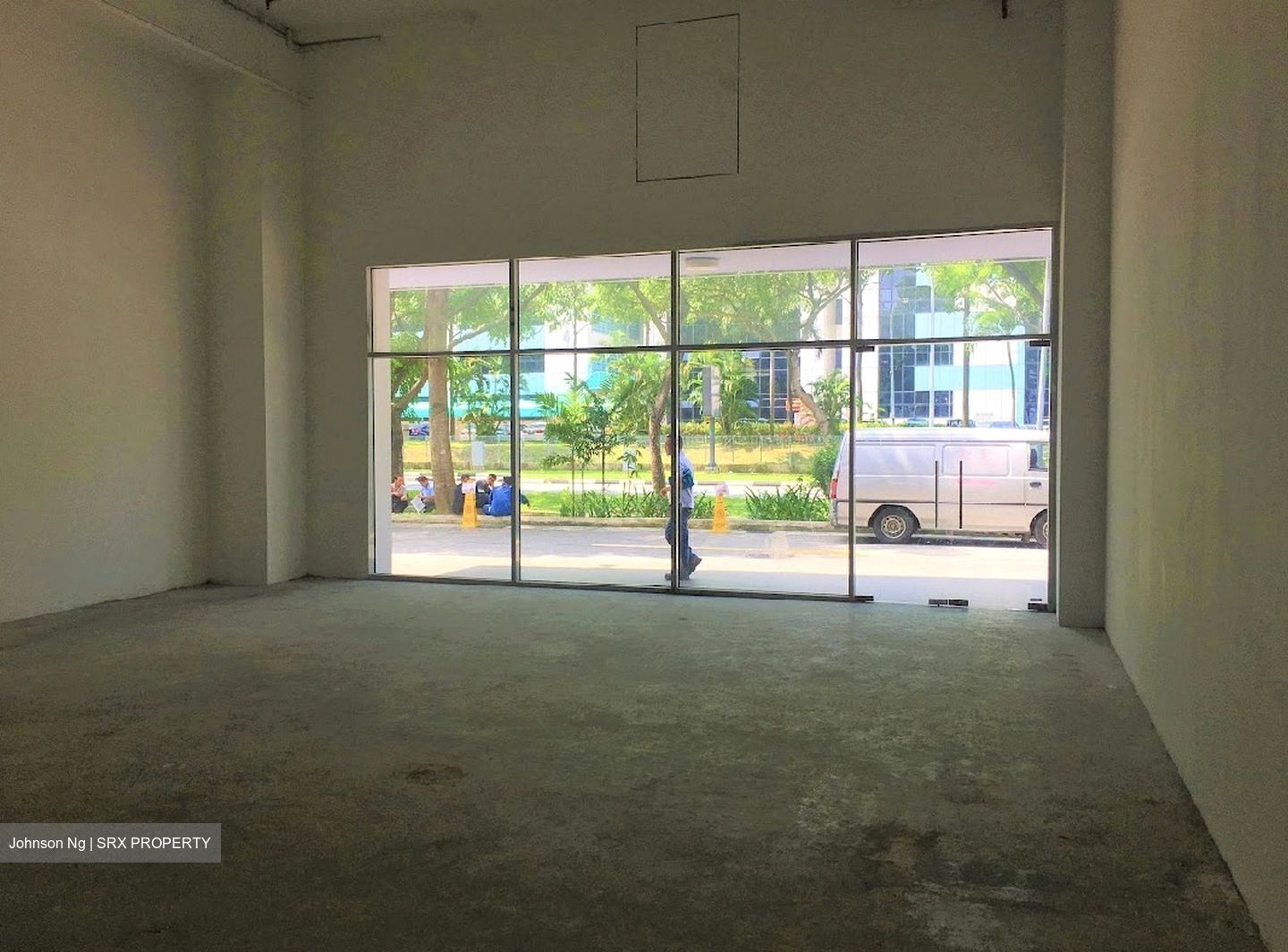 Enterprise One (D14), Retail #524456911